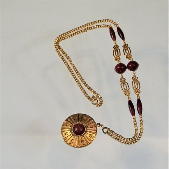 Vintage 1978 Sarah Coventry Safari Medallion Necklace Detachable Pendant - Picture 2 of 9